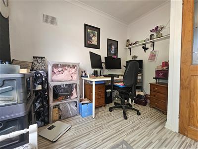 Picture 19